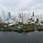 APT CON HERMOSA VISTA AL MAR EN EL LAGUITO Piso 19